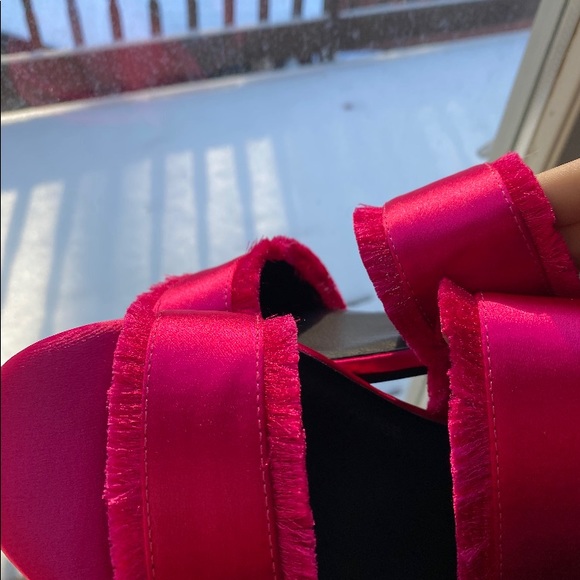 Kenneth Cole Sandals - Picture 8 of 16